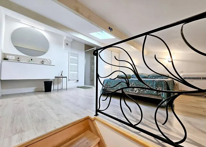 Le Dambra - Dans Le Vieil *