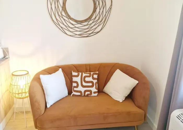 Le Dambra - Dans Le Vieil Антиб